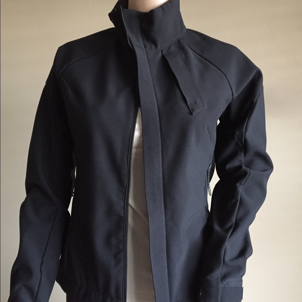 Mountain Hardware Softshell